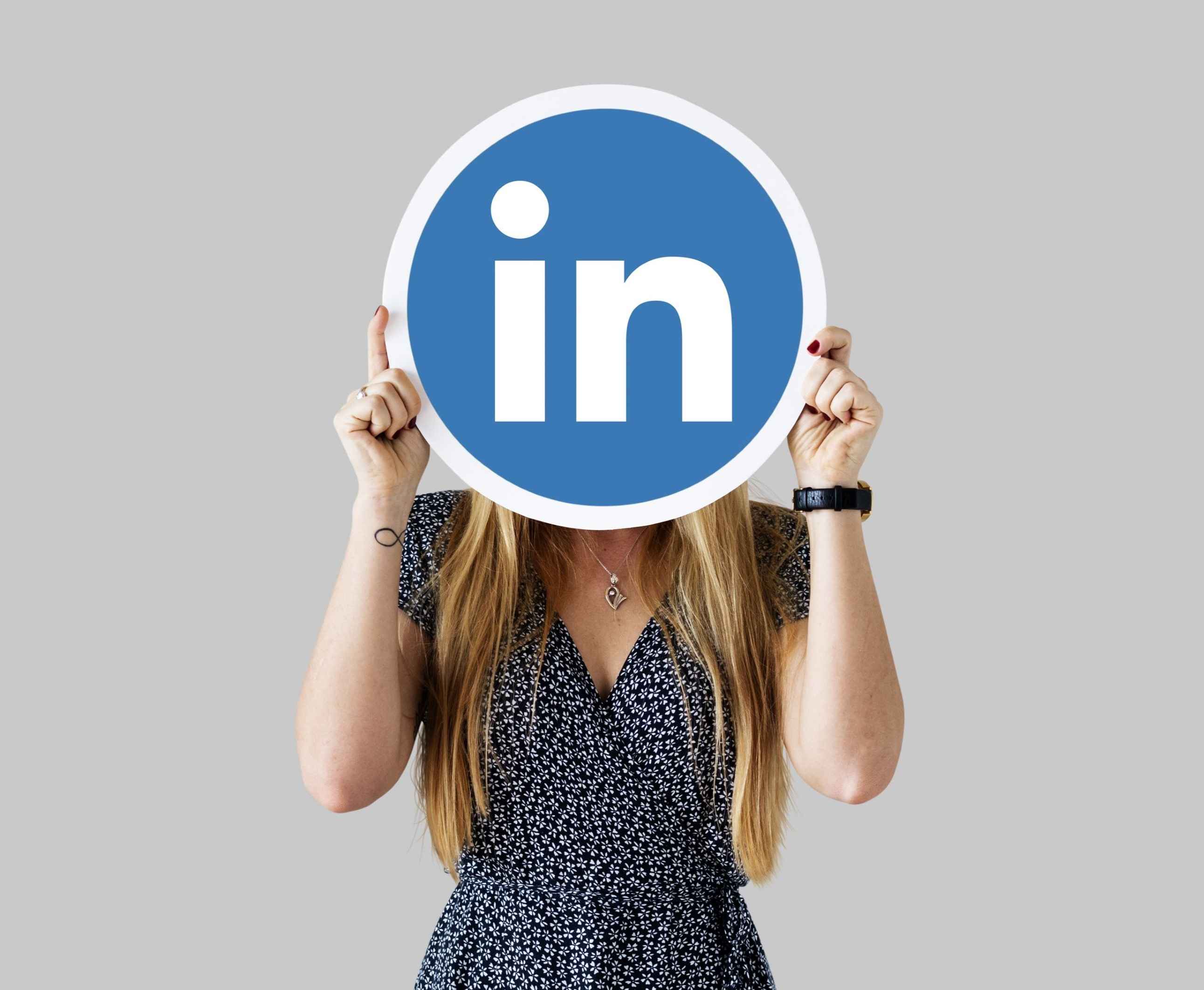 Social media content creation for businesses